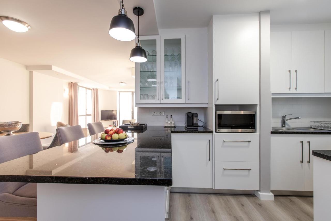 Hibernian Towers 807, Beach Road, Strand Eksteriør billede