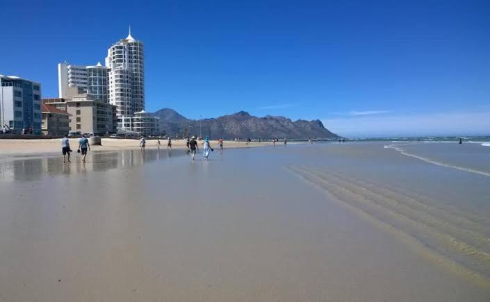 Hibernian Towers 807, Beach Road, Strand Eksteriør billede